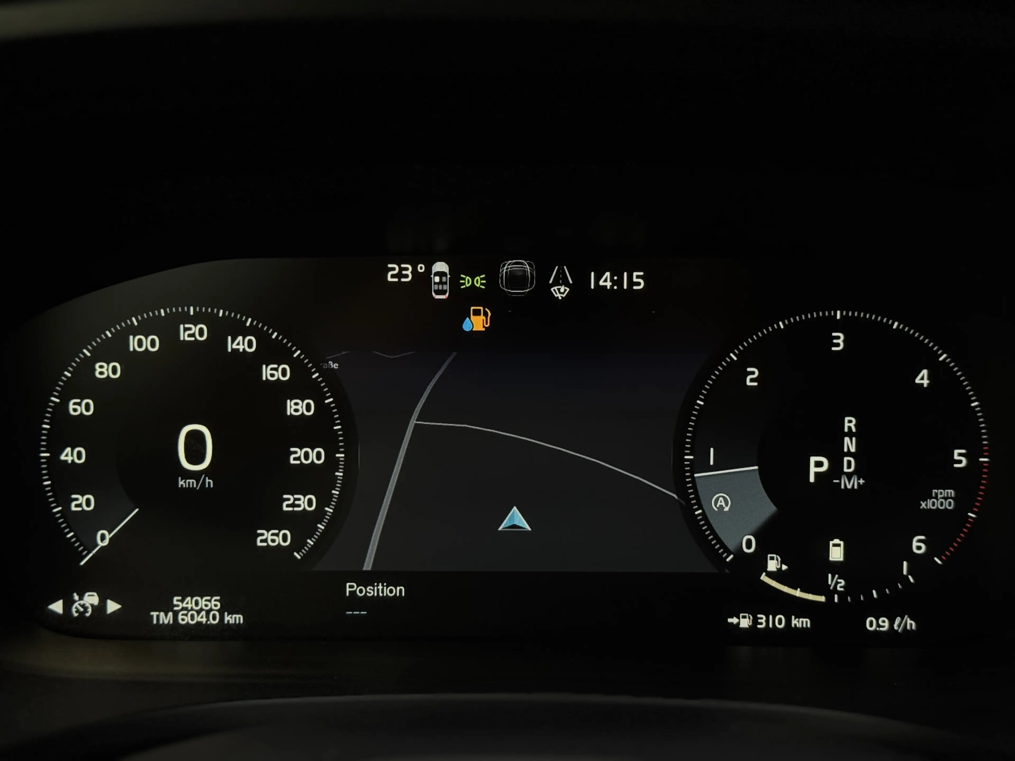 Volvo V60 Cross Country B4 AWD|3J.GARANTIE|AHK|PANO| — photo 15