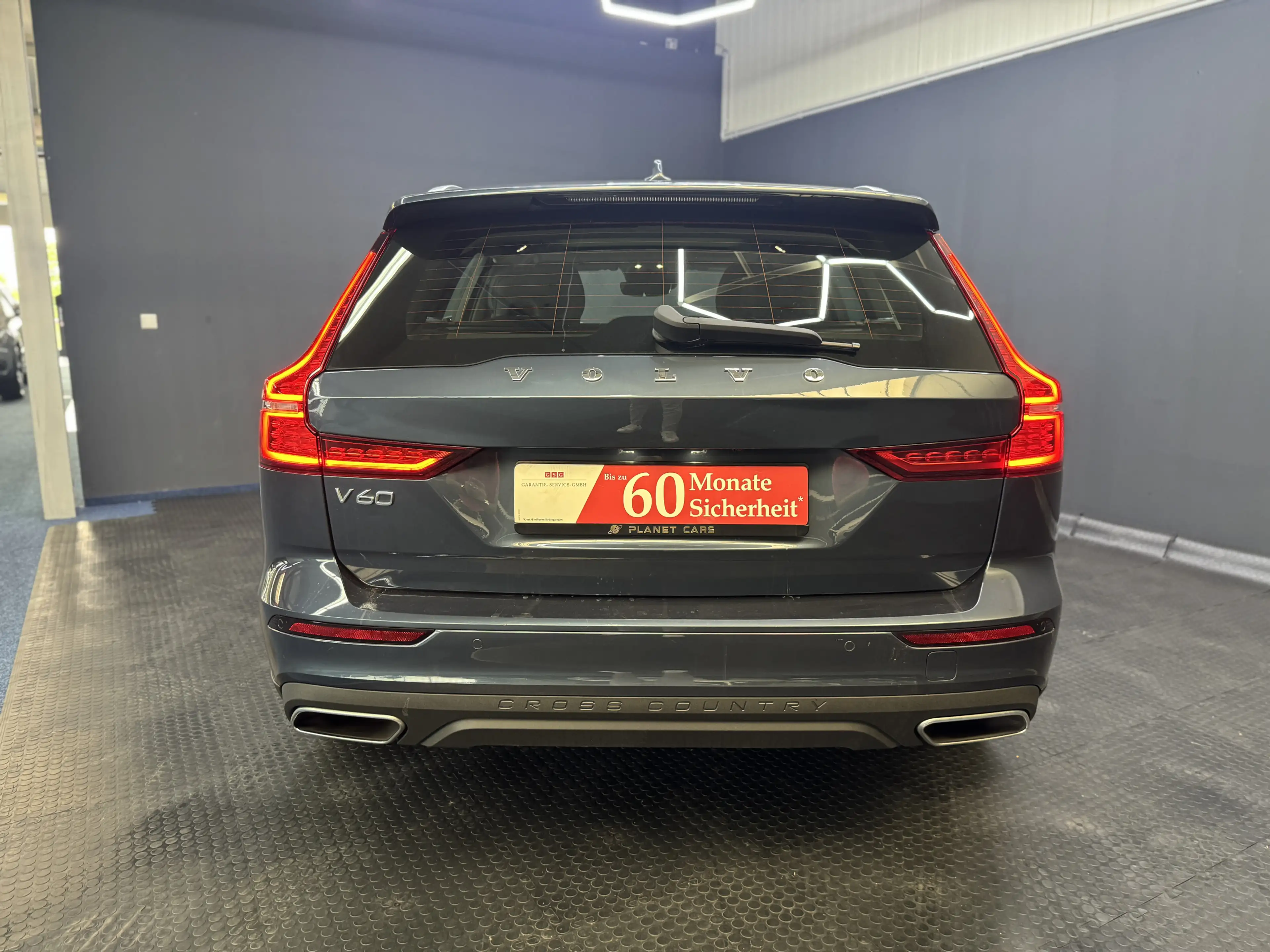 Volvo V60 Cross Country B4 AWD|3J.GARANTIE|AHK|PANO| — photo 6