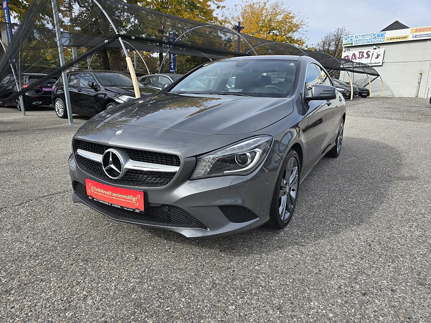 Mercedes-Benz CLA 200 Urban *PANO* Grau - 1