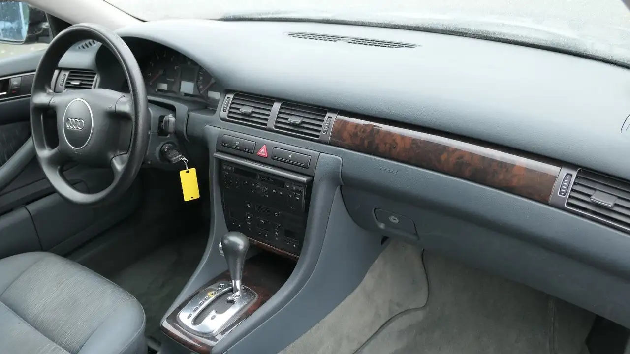 Audi A6 2.4 Automatik/ Klima/Alufelgen, foto 12