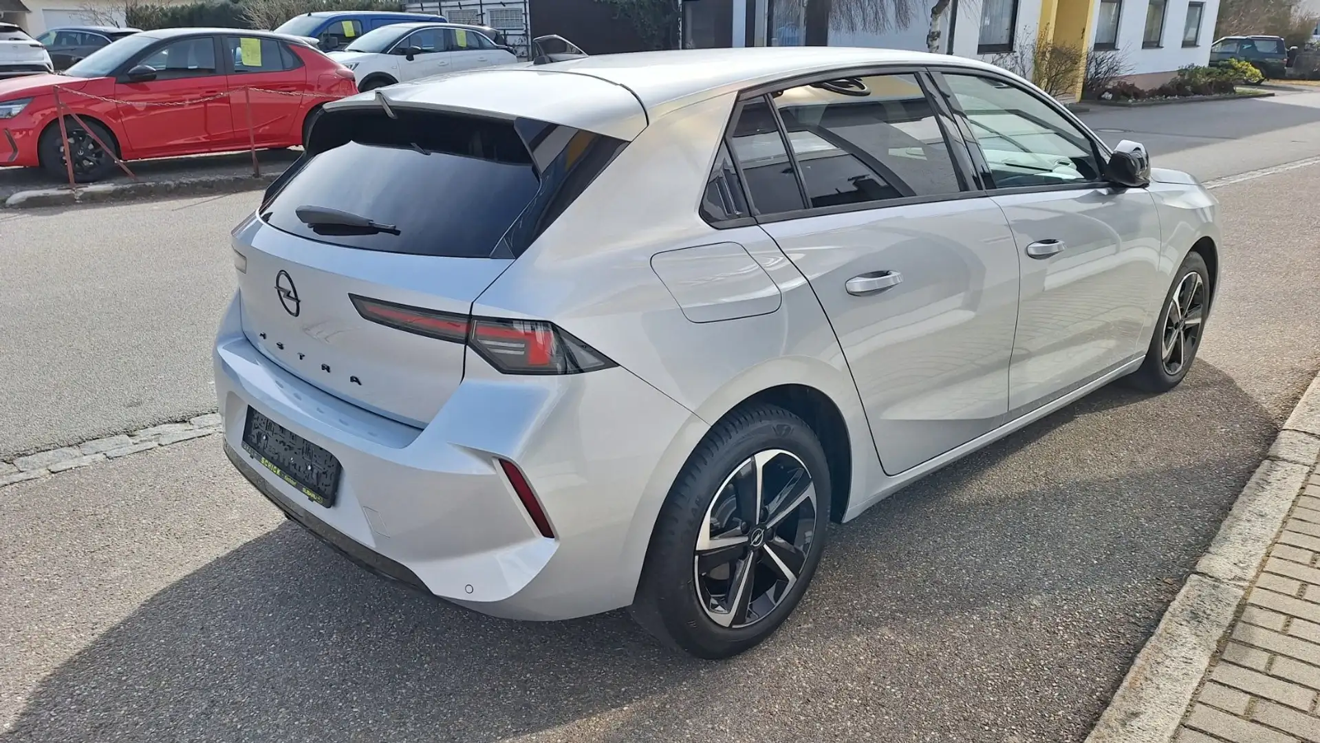 Opel Astra 1.2 Turbo Automatik GS  360° Kamera Silber - 2