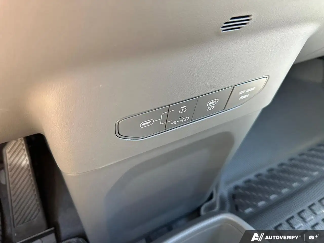Kia EV9 снимка Kia EV9