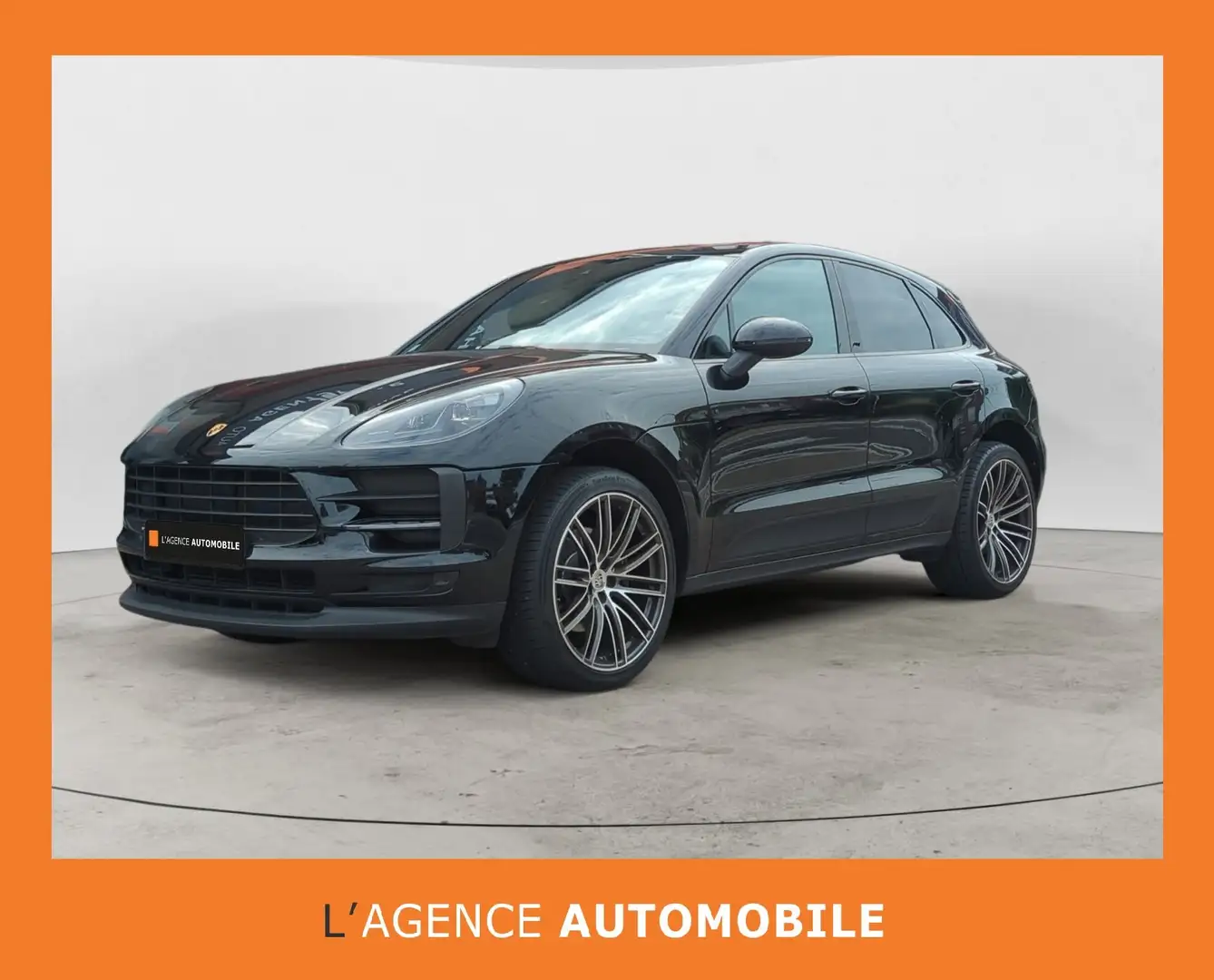 Porsche Macan 2.0 Turbo PDK Garantie 12 à 48 mois Noir - 1