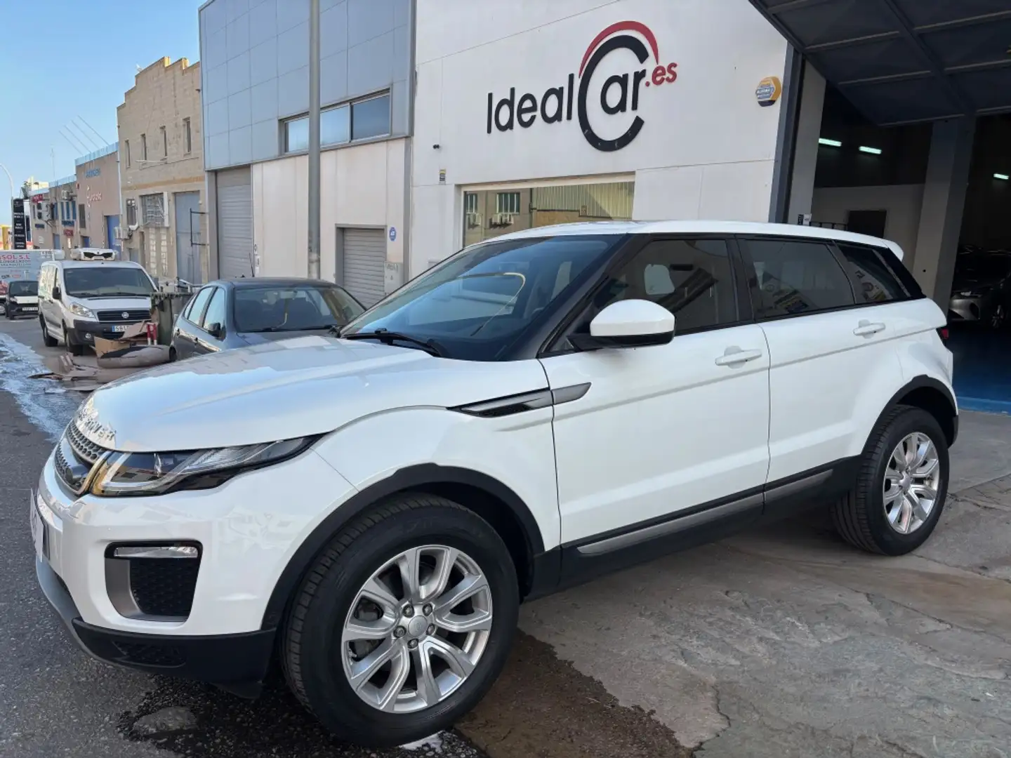 Land Rover Range Rover Evoque 2.0TD4 SE Dynamic 4WD Aut. 150 Blanc - 1