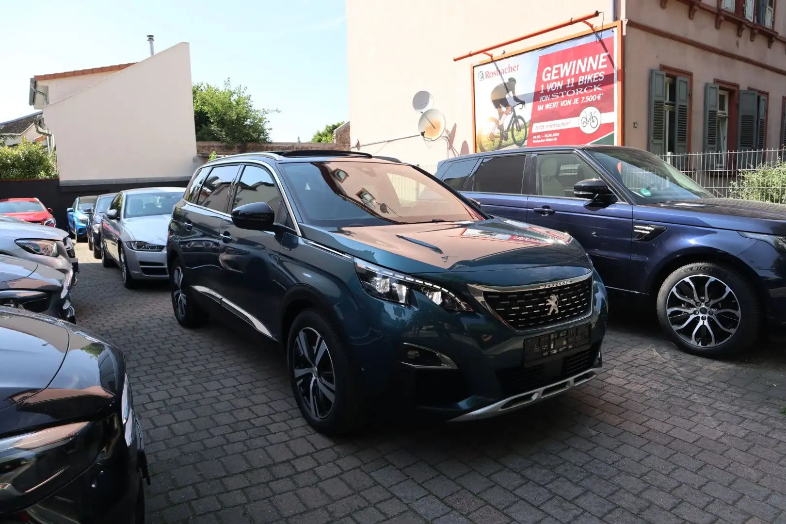 Peugeot 5008 Allure /Panorama/Leder/7-Sitzer/AHK/Massage - 1