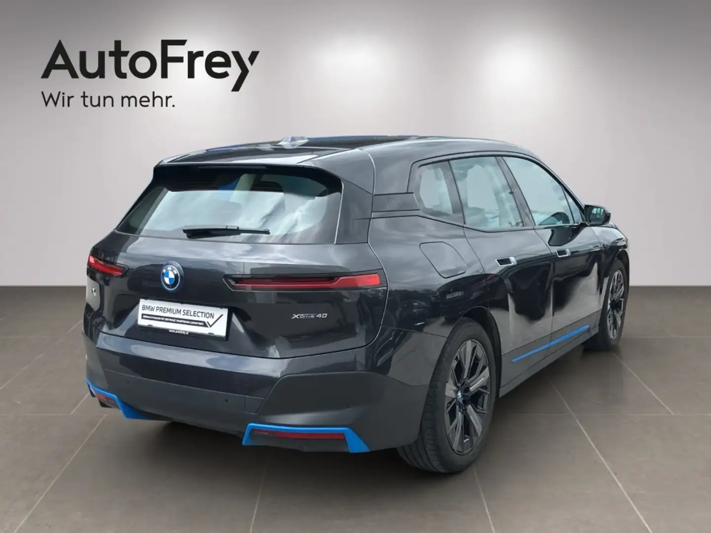 BMW iX iX xDrive40 Grijs - 2