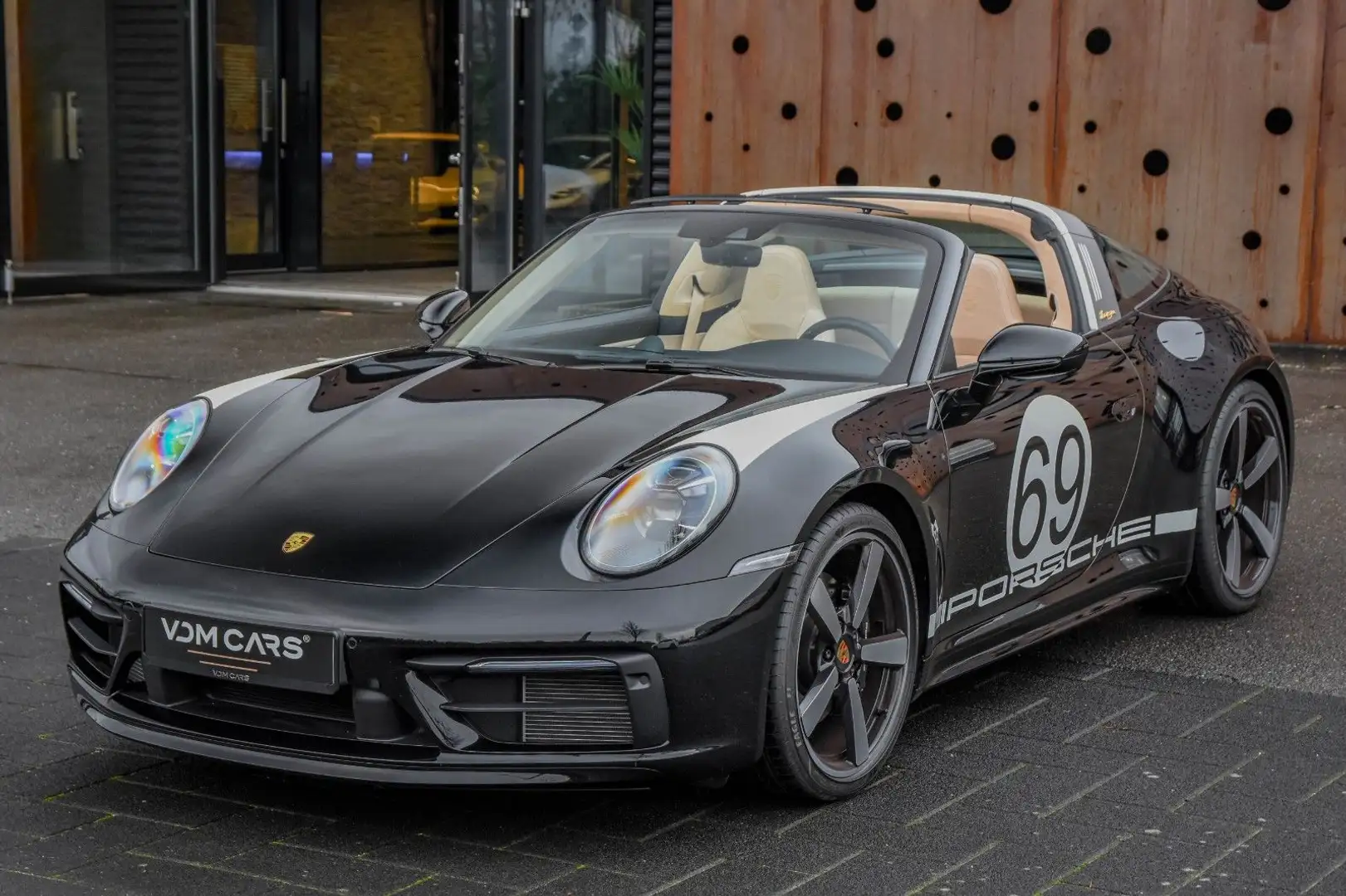 Porsche 911 Targa 4S Heritage Edition *1 OF 992*DESIGN* Black - 2