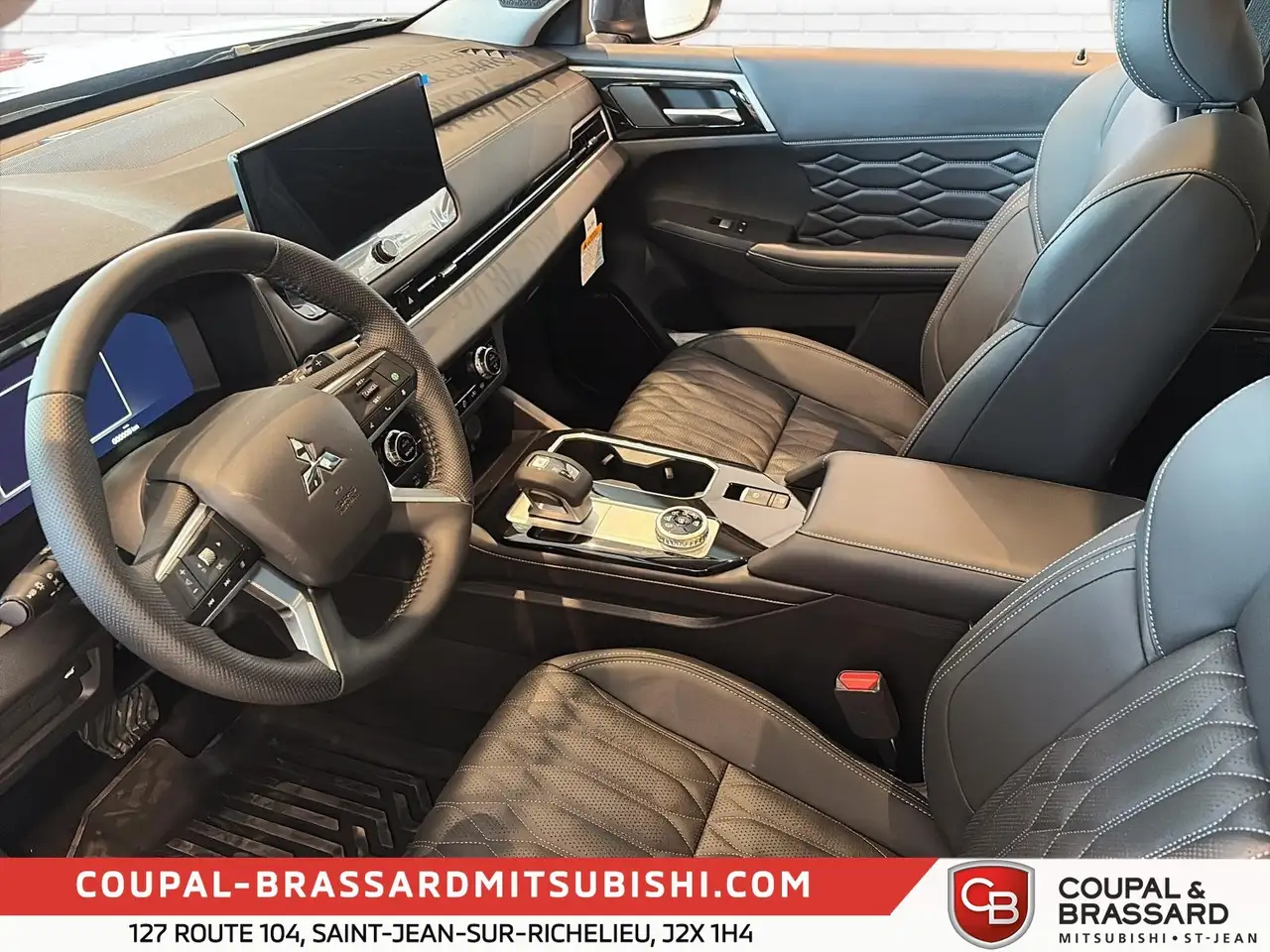 Mitsubishi Outlander снимка Mitsubishi Outlander