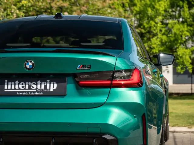BMW M3 view 8