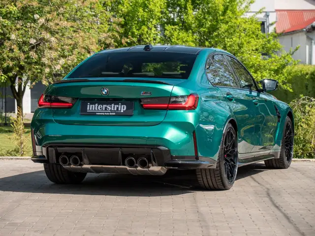 BMW M3 view 6