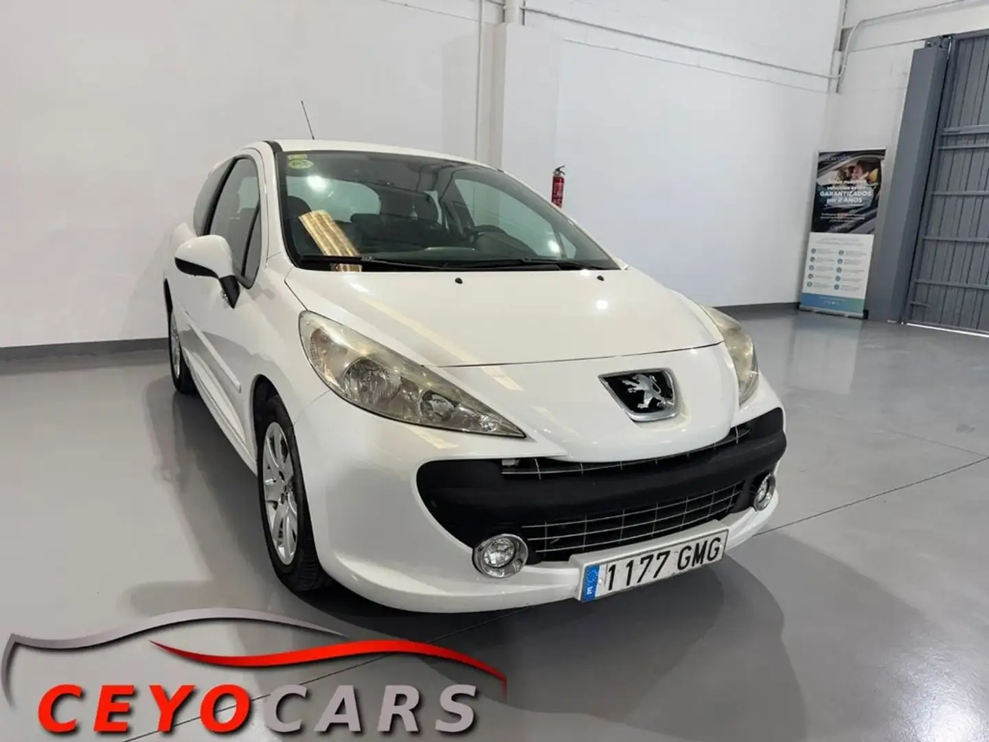 Peugeot 207 1.6HDI Sport Blanco - 1