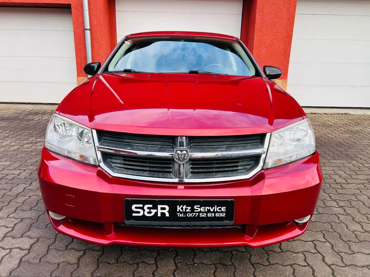 Dodge Avenger mit 78000 Tkm / Automatik Rouge - 2