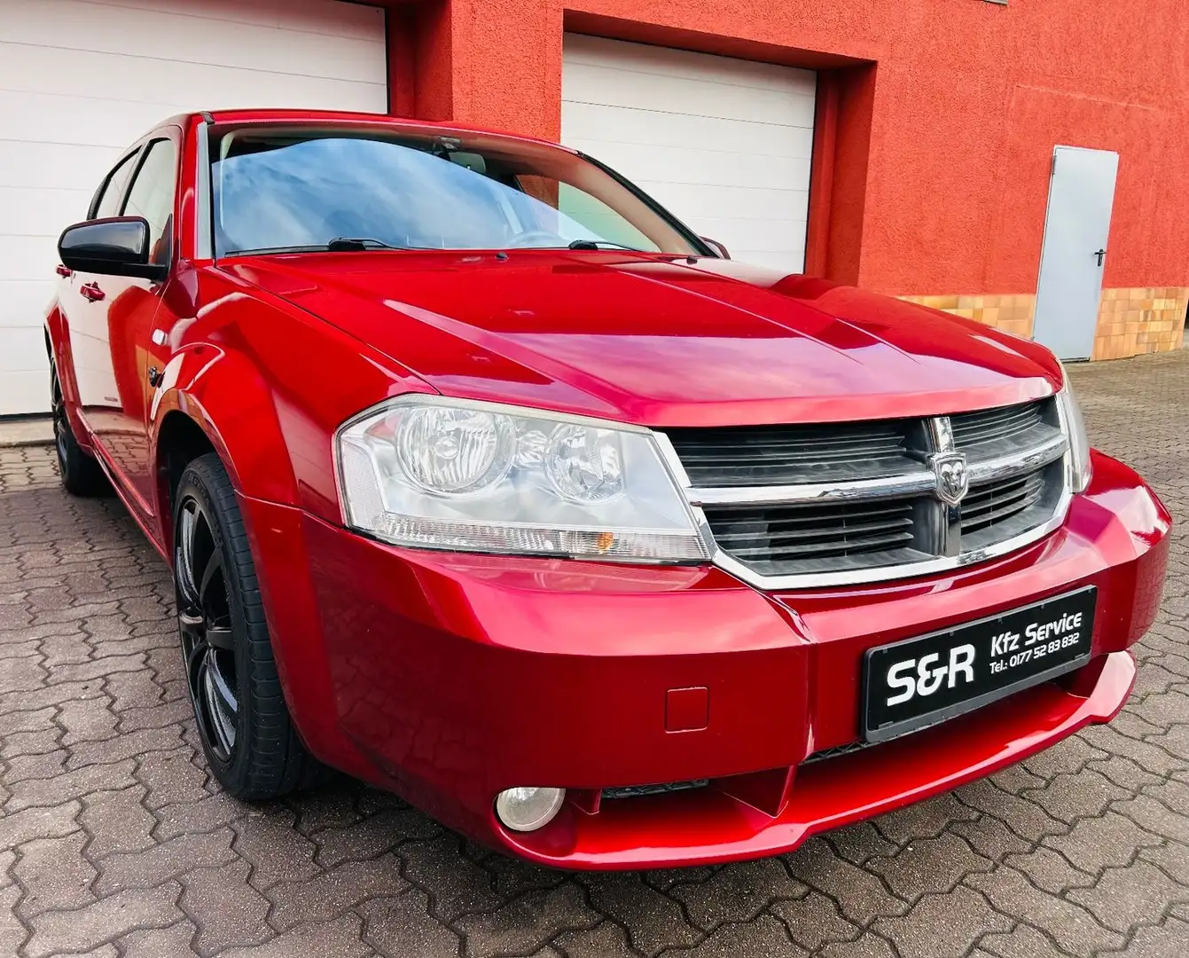 Dodge Avenger mit 78000 Tkm / Automatik Rouge - 1