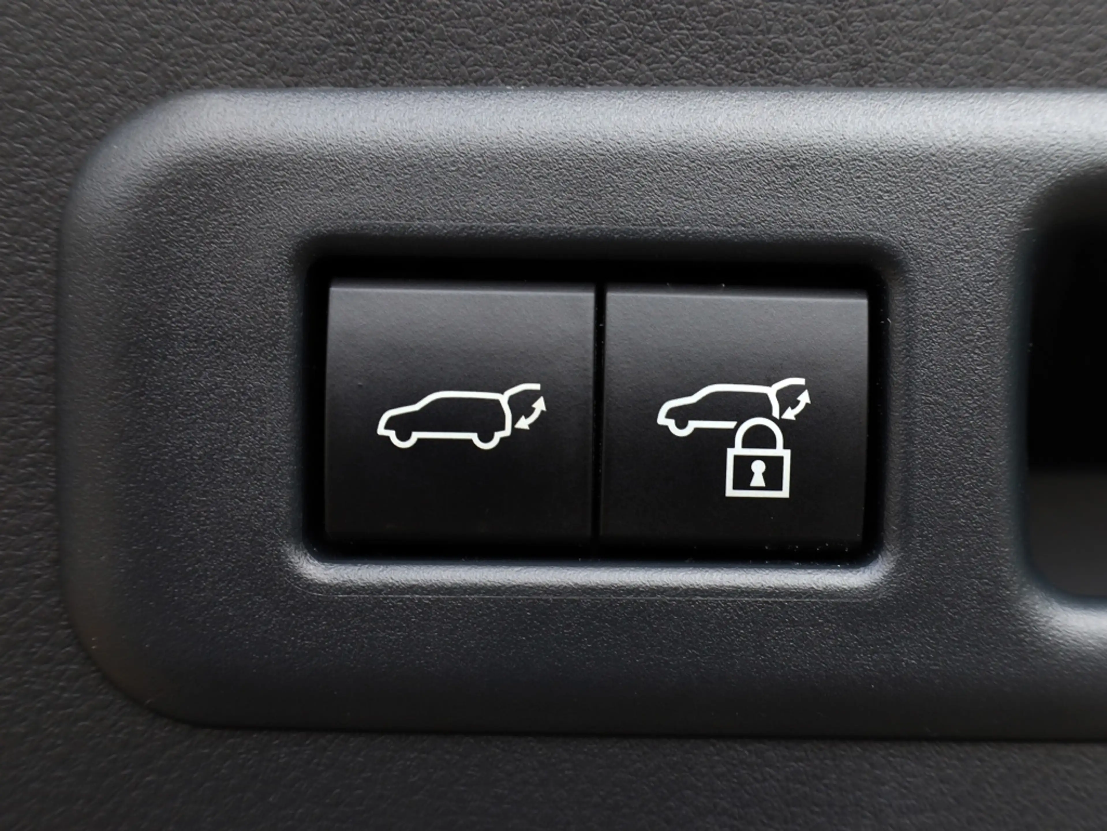 Lexus LBX Cool 2WD | Advanced Pack | Mark Levinson | 360 Cam — photo 34