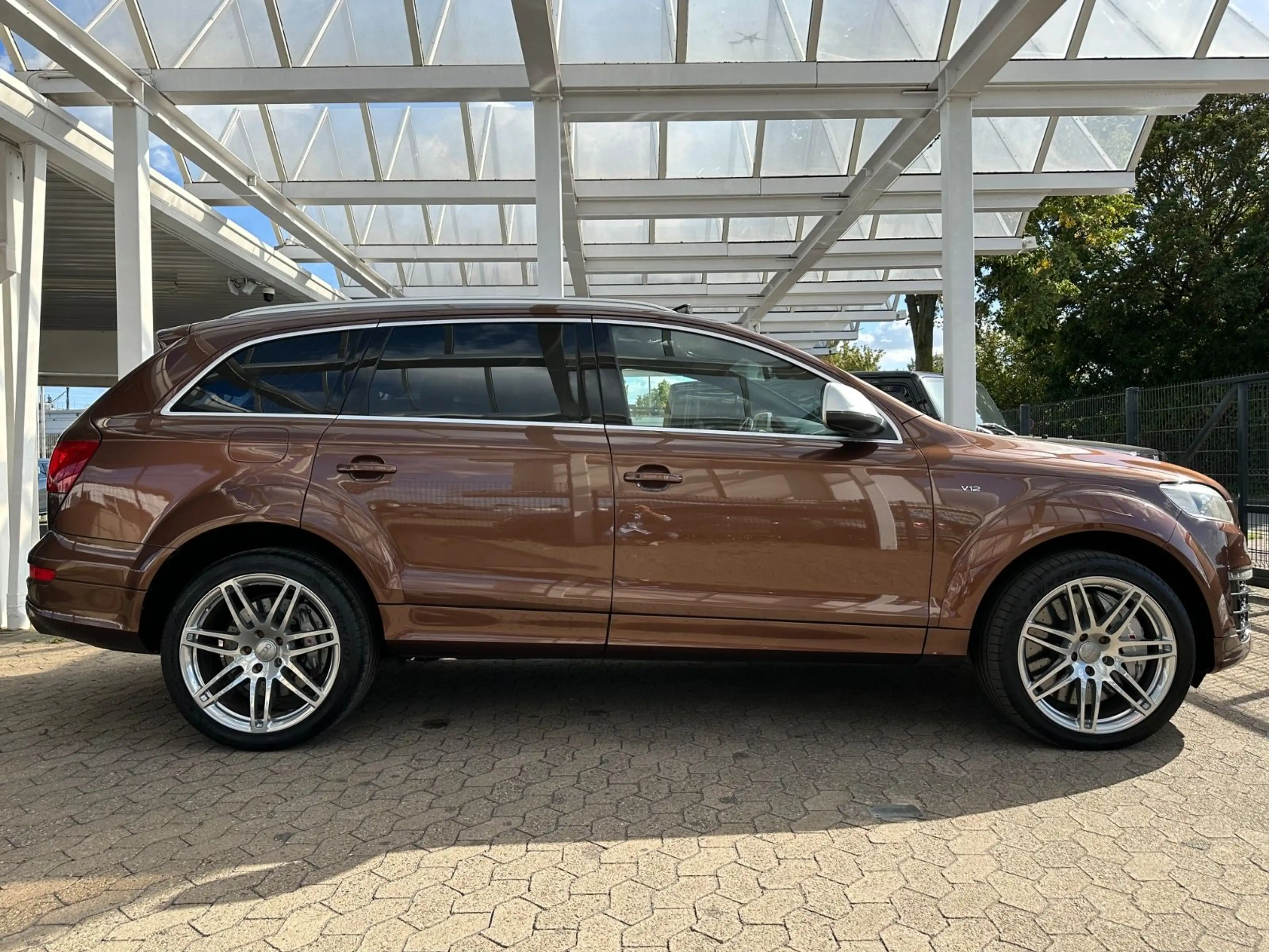 Audi Q7 6.0 TDI*Exclusive*Vollausstattung*TV*Ky-go*Cr