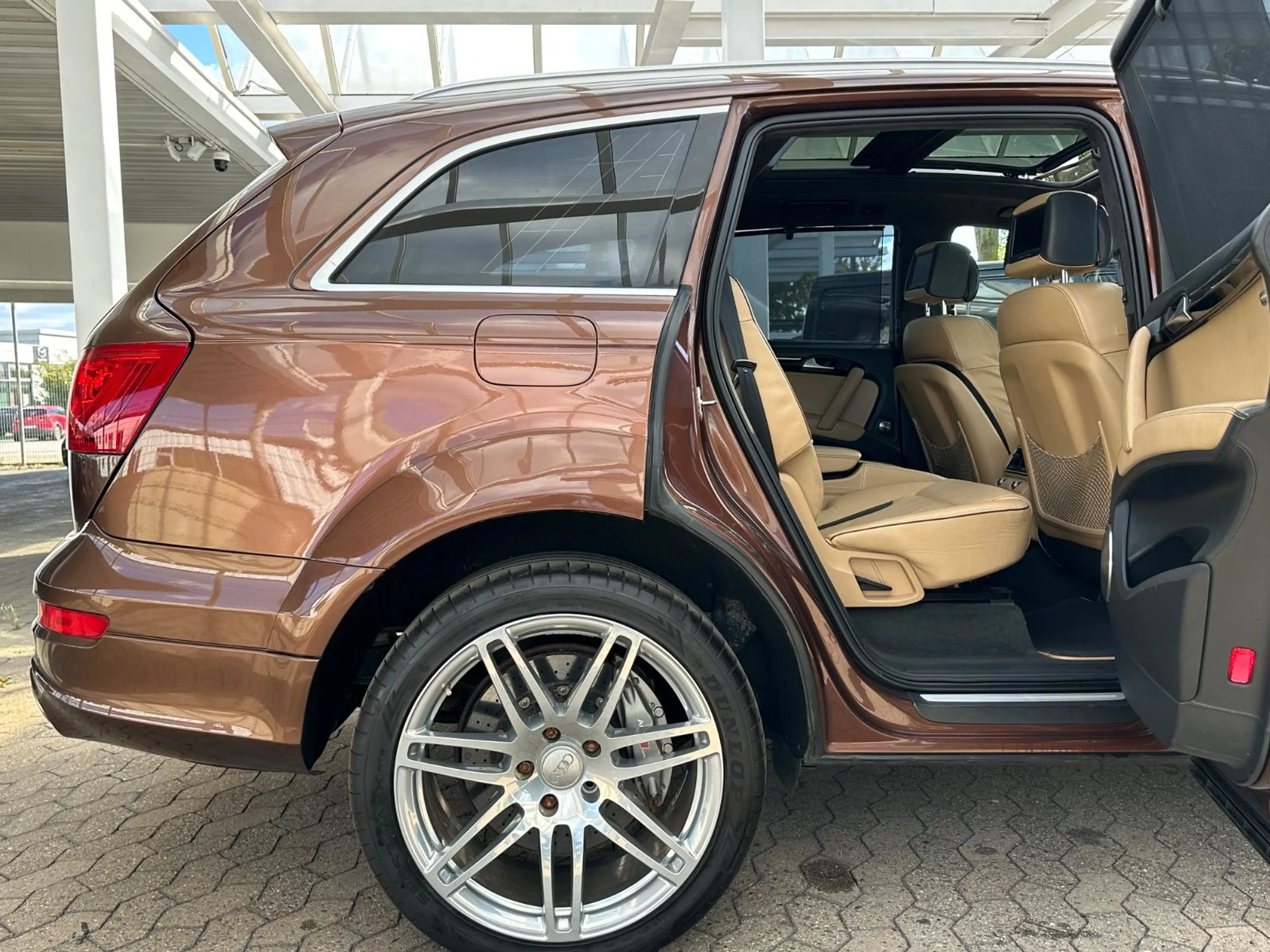Audi Q7 6.0 TDI*Exclusive*Vollausstattung*TV*Ky-go*Cr — photo 8