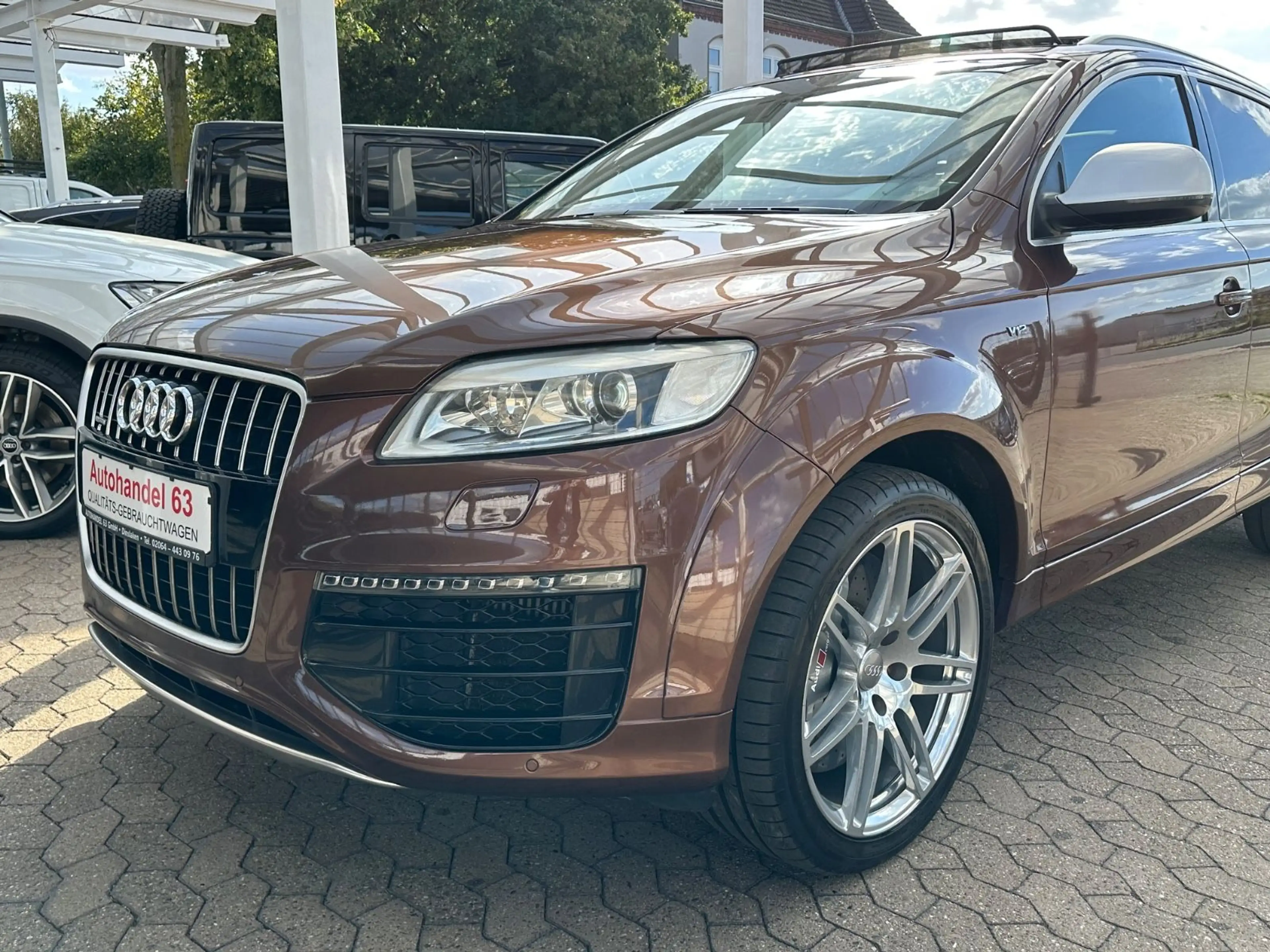Audi Q7 6.0 TDI*Exclusive*Vollausstattung*TV*Ky-go*Cr — photo 11