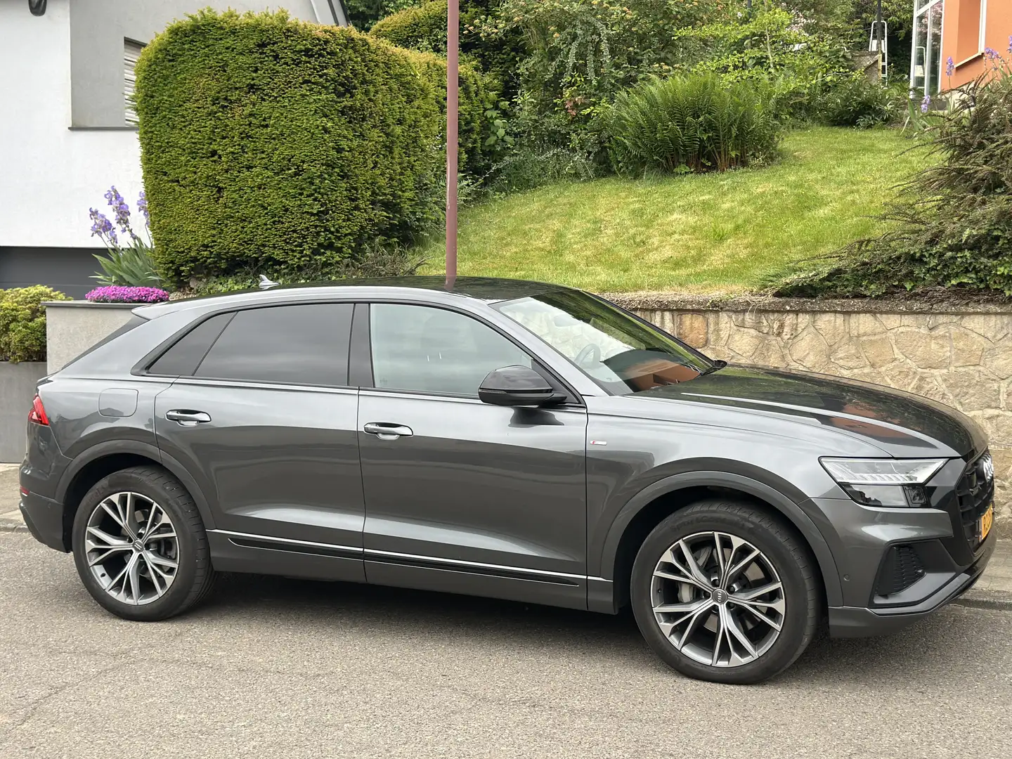 Audi Q8 50 TDI S Line Hybride / Diesel - 2