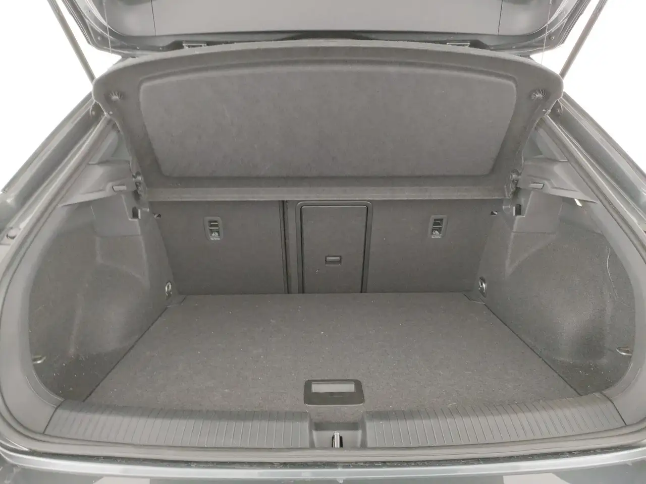 Volkswagen T-Roc 1.5 tsi style 14
