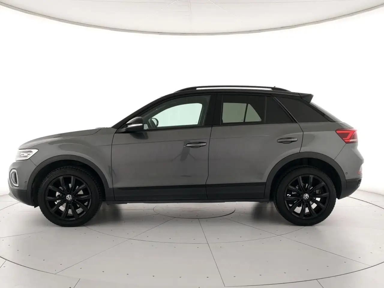 Volkswagen T-Roc 1.5 tsi style 8