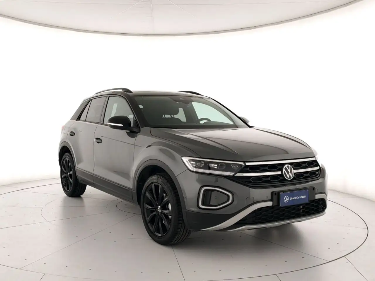 Volkswagen T-Roc 1.5 tsi style 3