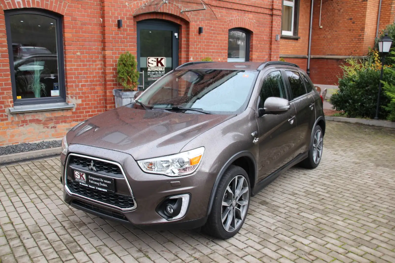 Mitsubishi ASX Klassik Kollektion+ 2WD Braun - 1