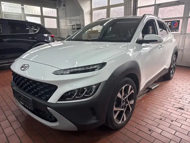 Hyundai Kona main image