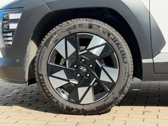Hyundai Kona view 10