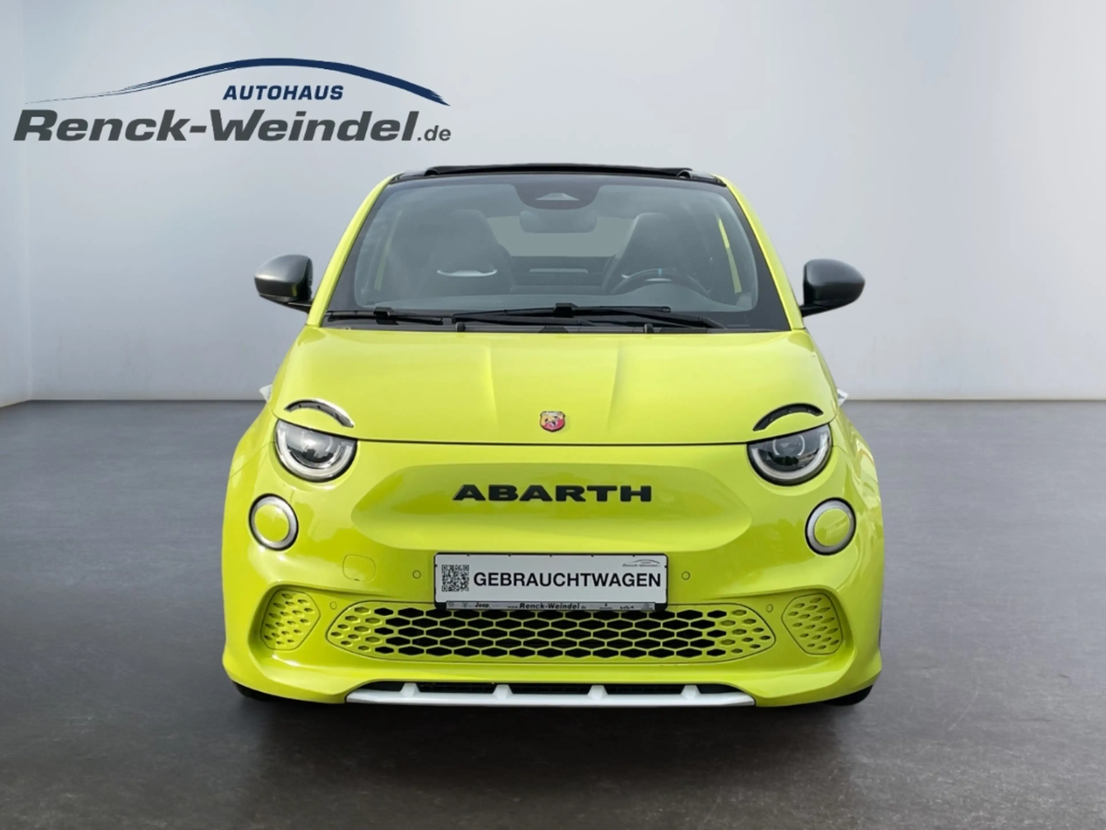 Abarth 500e Cabrio Scorpionissima Klimaautom Temp PDCv+h 360 K — photo 8