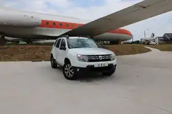 Dacia Duster 1L5 DCI 110 CV 4X4 DIESEL PRESTIGE GPS USB RÉGULATEUR