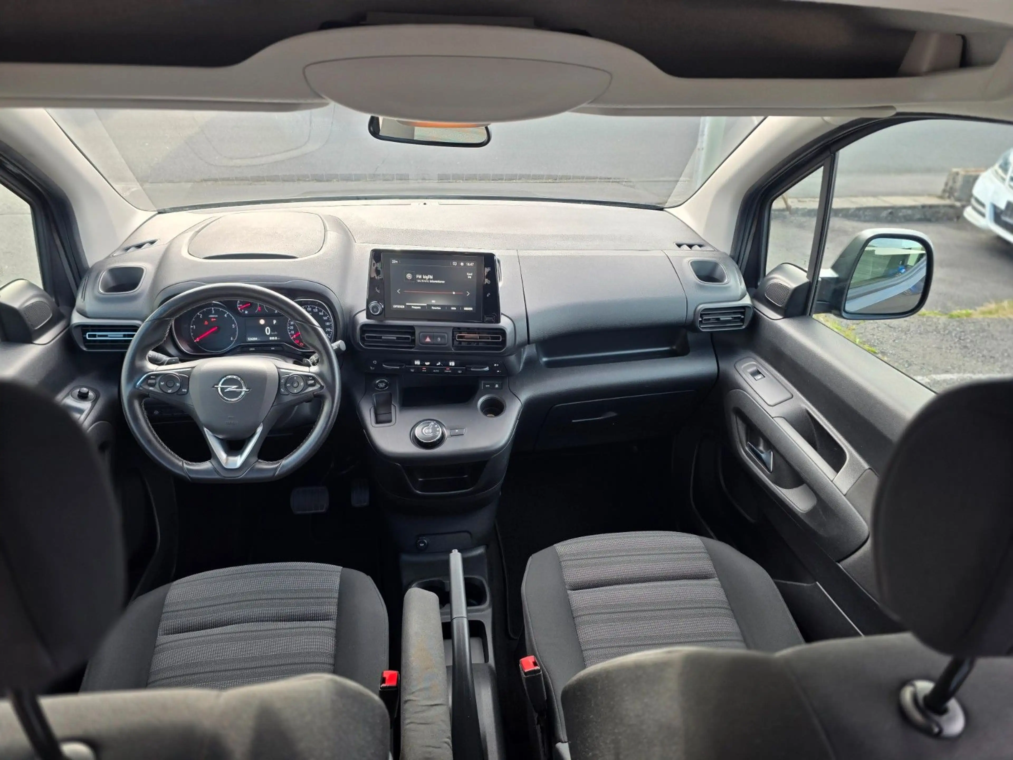 Opel Combo Life E XL 1.5 CDTI Automatik 5Sitze — photo 15