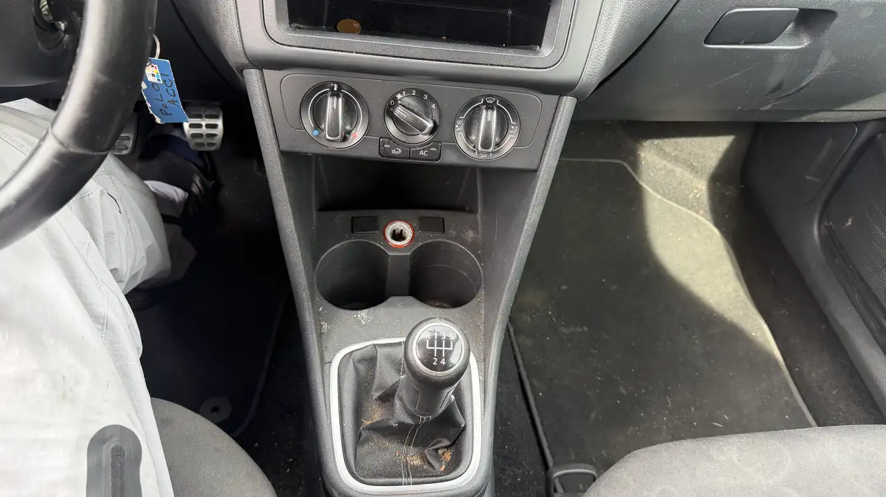 Volkswagen Polo Citadine 3 portes — photo 13