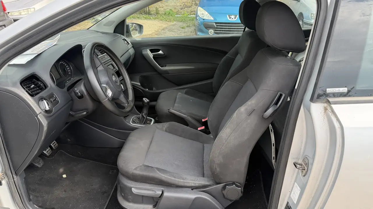 Volkswagen Polo Citadine 3 portes — photo 9