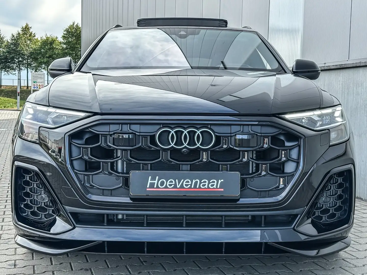 Audi Q8 60 TFSI e ABT SQ8 Diff Competition S line 23Inch S Zwart - 2