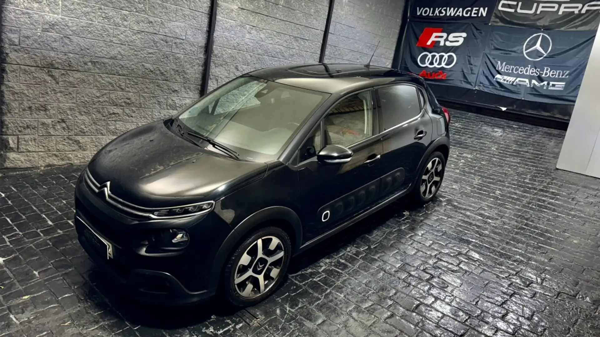 Citroen C3 1.2 PureTech S&S Shine 110 Noir - 2
