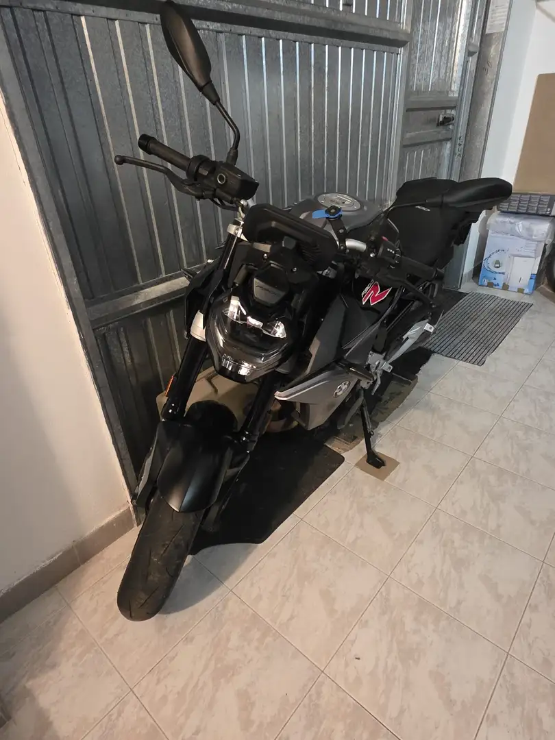 BMW F 900 R Nero - 2