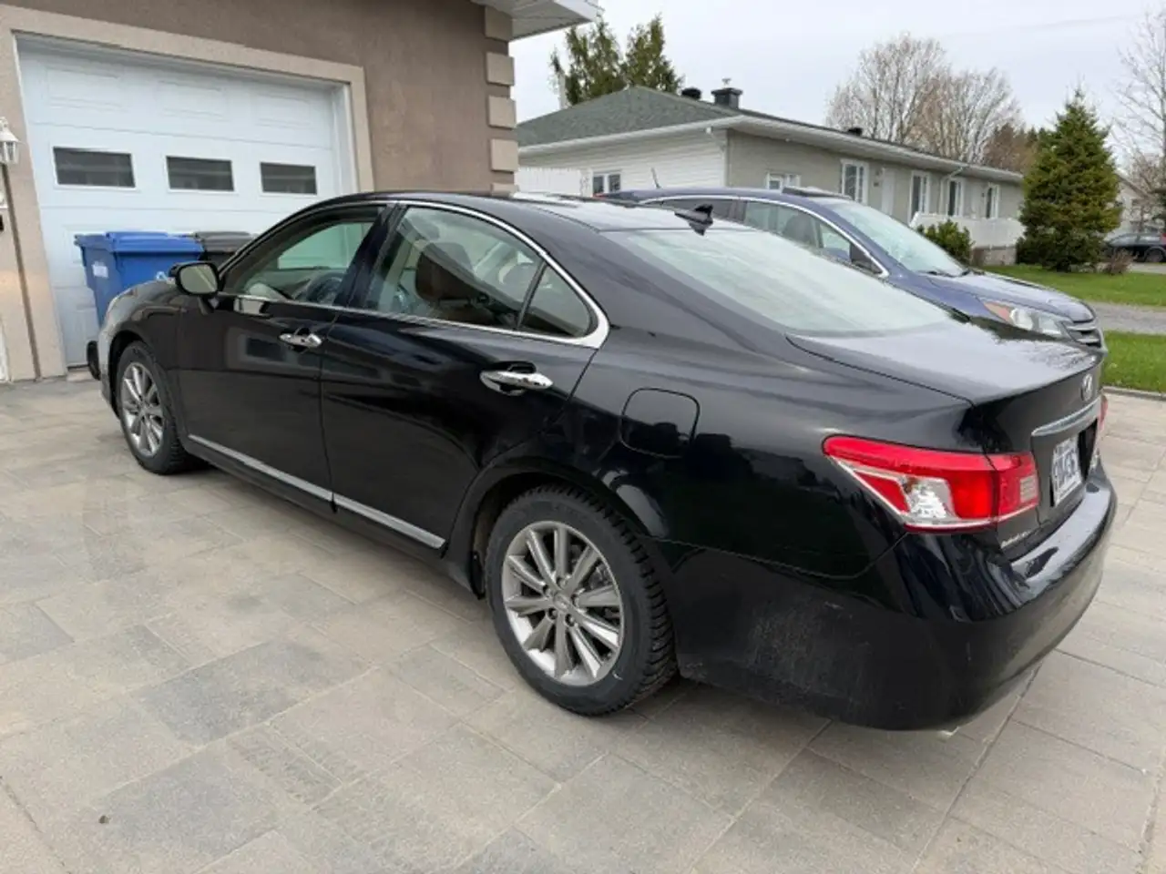 Lexus ES снимка Lexus ES