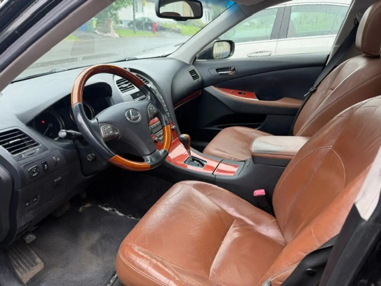 Lexus ES снимка Lexus ES