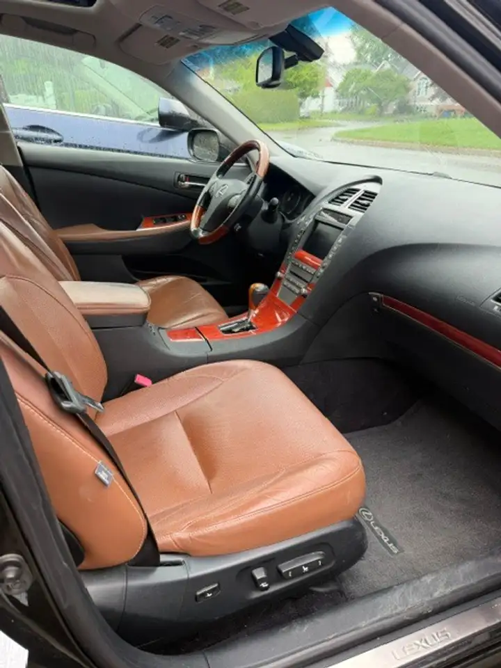 Lexus ES снимка Lexus ES