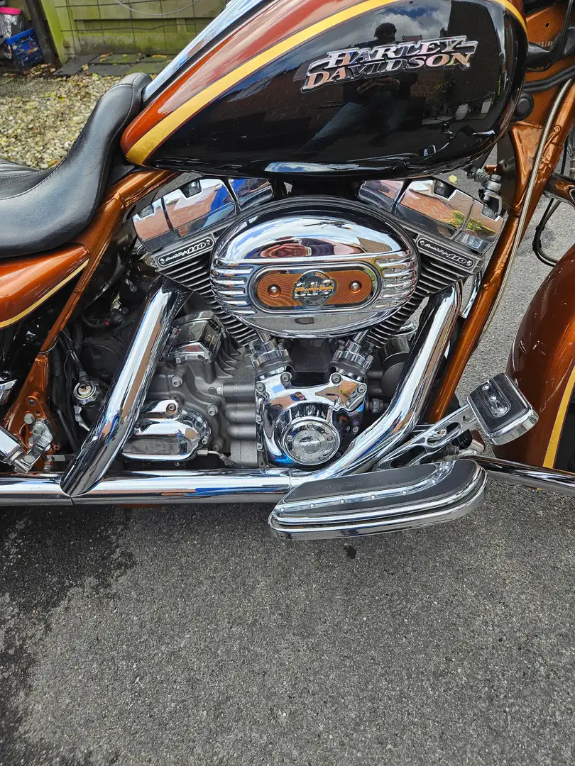 Harley-Davidson Road King CVO Brun - 2