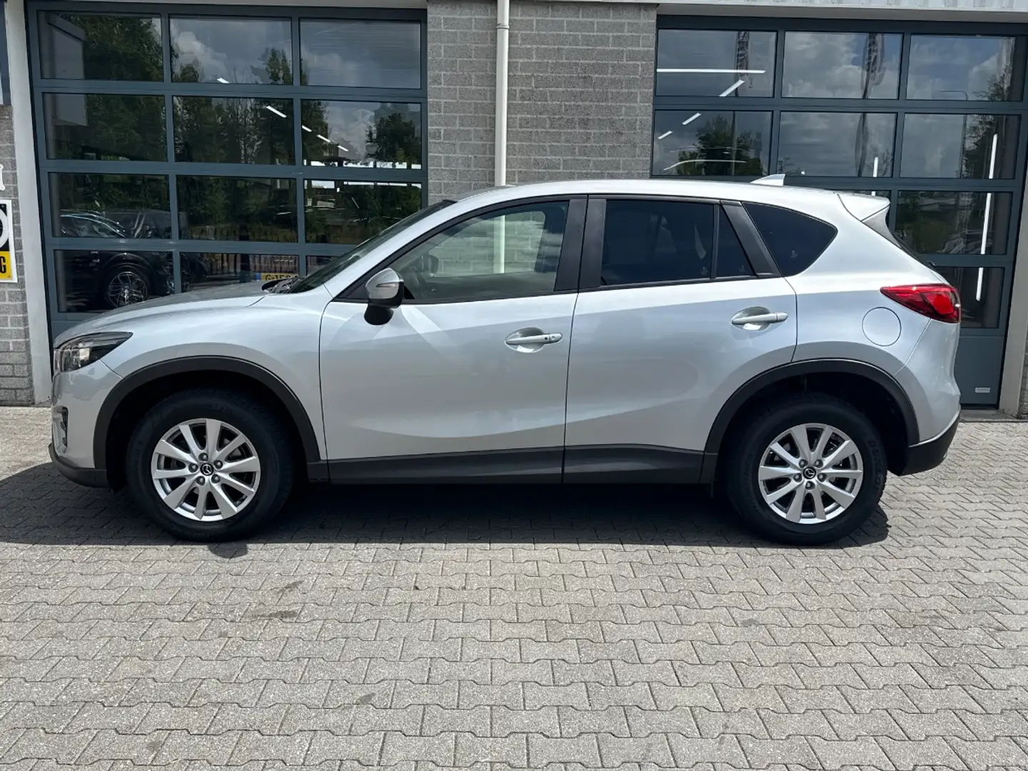 Mazda CX-5 2.0 SkyActiv-G 165 Skylease GT 2WD | AUTOMAAT | LE Szürke - 2