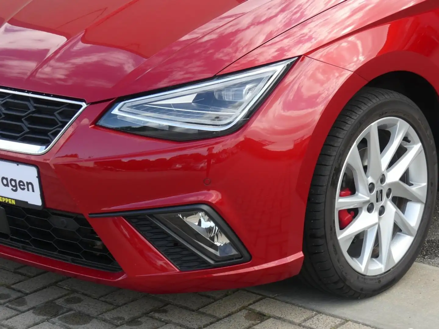 SEAT Ibiza FR 1.0 TSI Klima Navi Rückfahrkamera Sitzheizung Rot - 2
