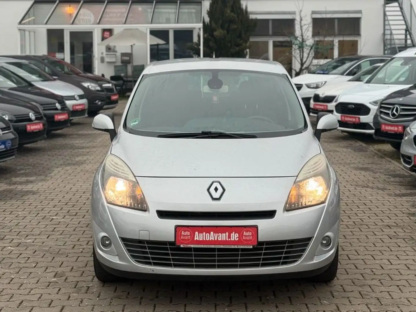 Renault Scenic III Grand Dynamique*AUTOMATIK*7-SITZER* Beige - 2