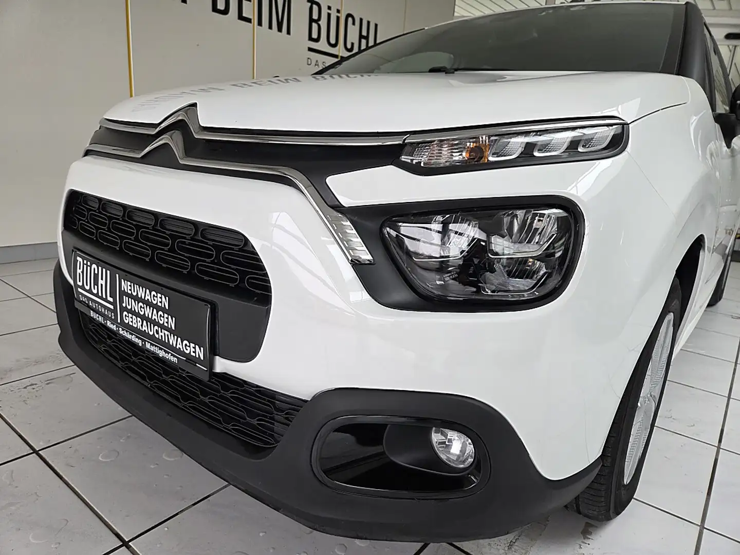 Citroen C3 PureTech 83 S&S 5-Gang-Manuell Feel Weiß - 2