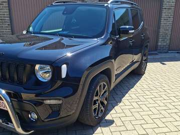 Renegade 1.3 T4 Downtown DDCT automaat Black Star
