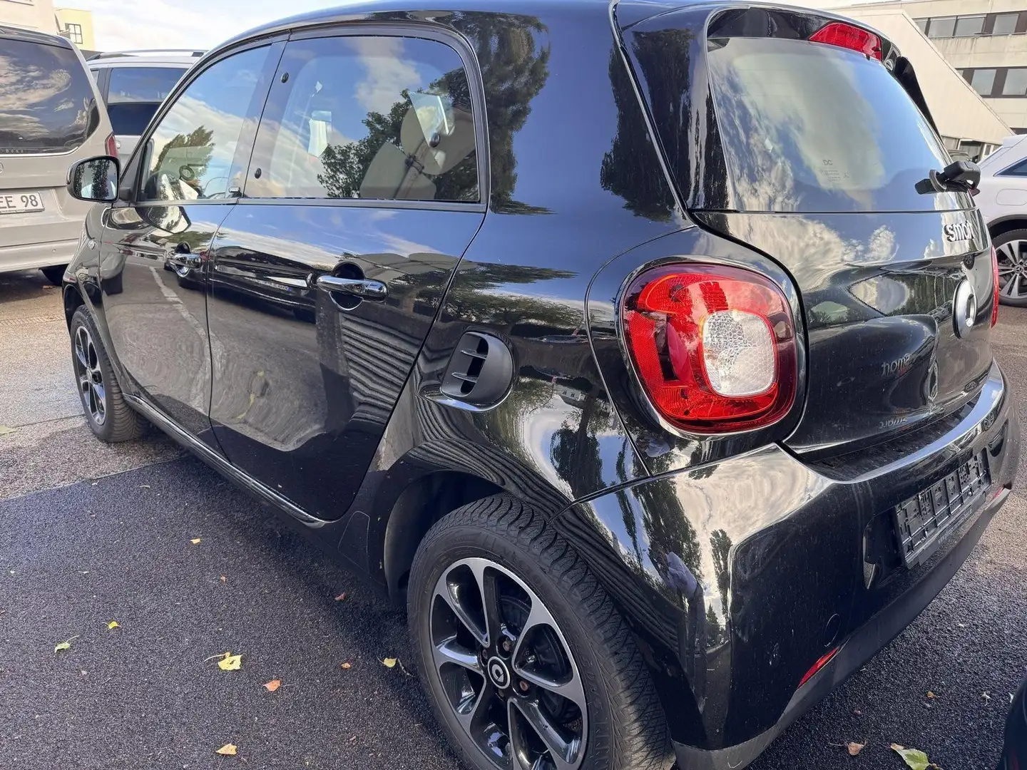 smart forFour forfour 52 kW*cool&media*passion*Sitzheizung*Alu Schwarz - 2