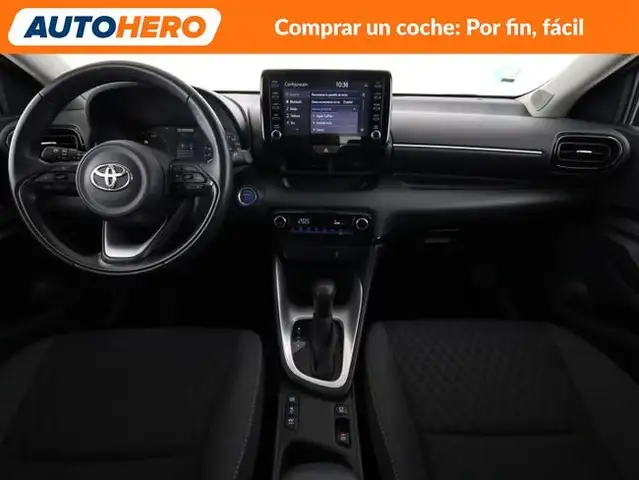 Toyota Yaris view 13