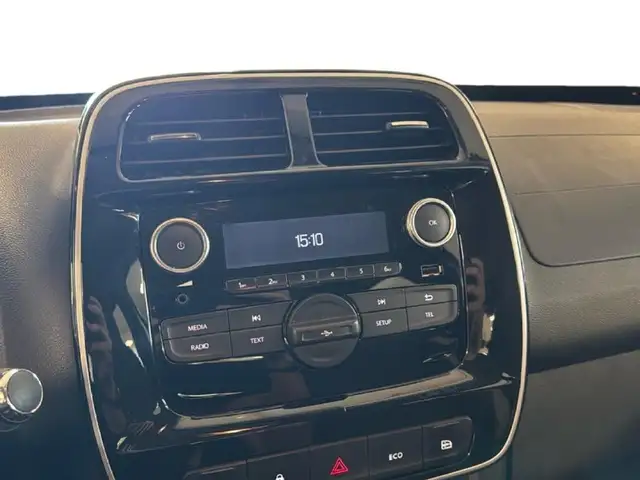 Dacia Spring view 9