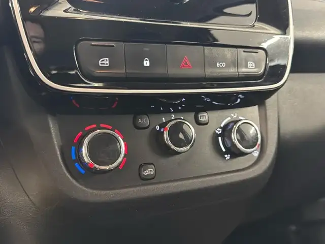 Dacia Spring view 10