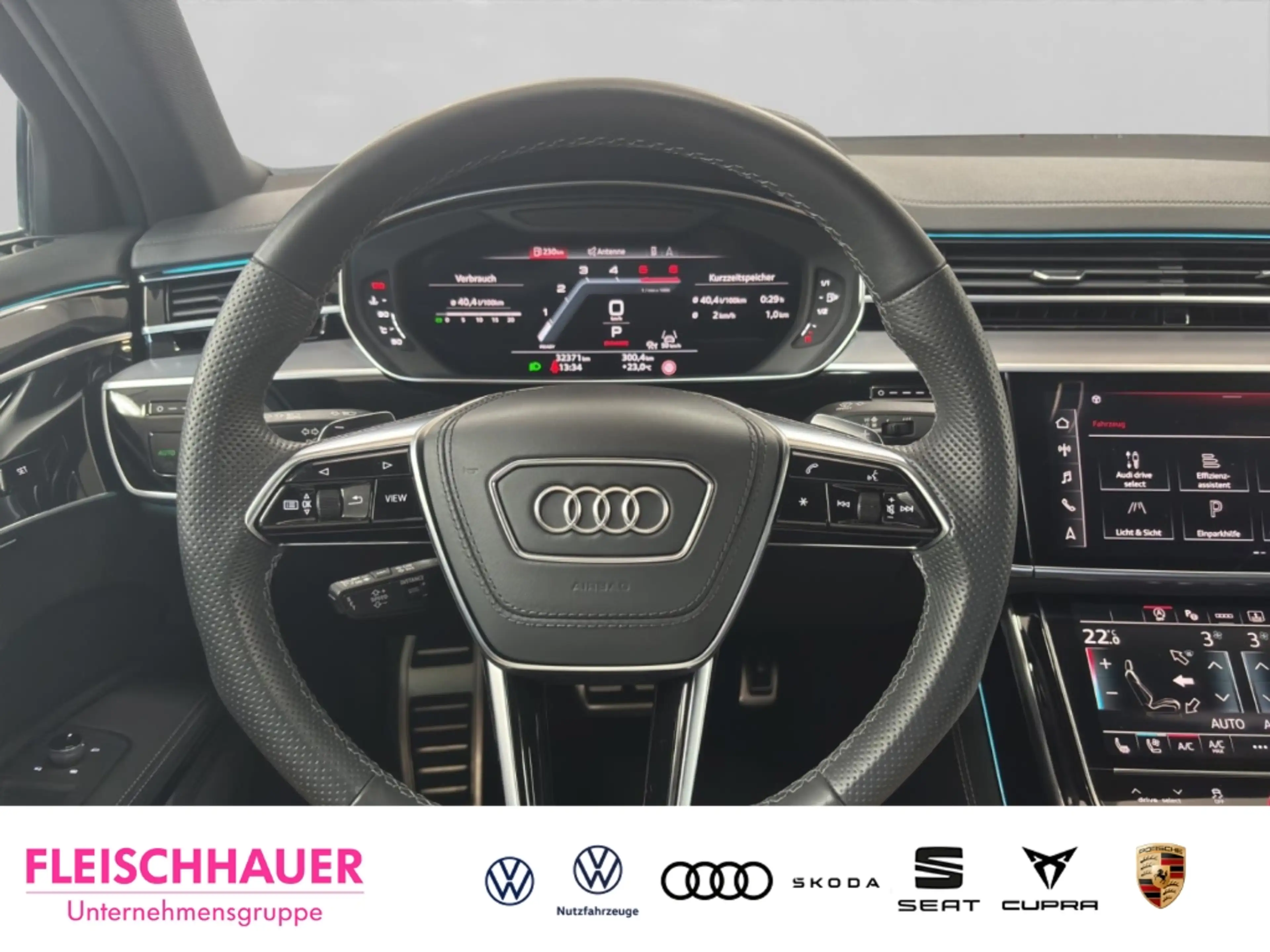 Audi A8 50 quattro s-line P-Dach B&O VC Assistenz-Paket pl — photo 11